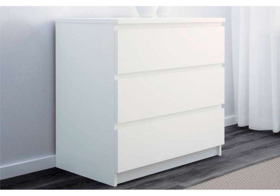 Белый комод Malm ikea