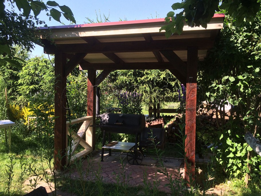 Навес для барбекю из дерева