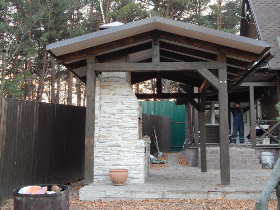 Навес для барбекю из дерева