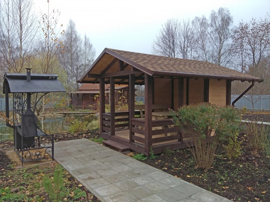 Навес для мангала из дерева