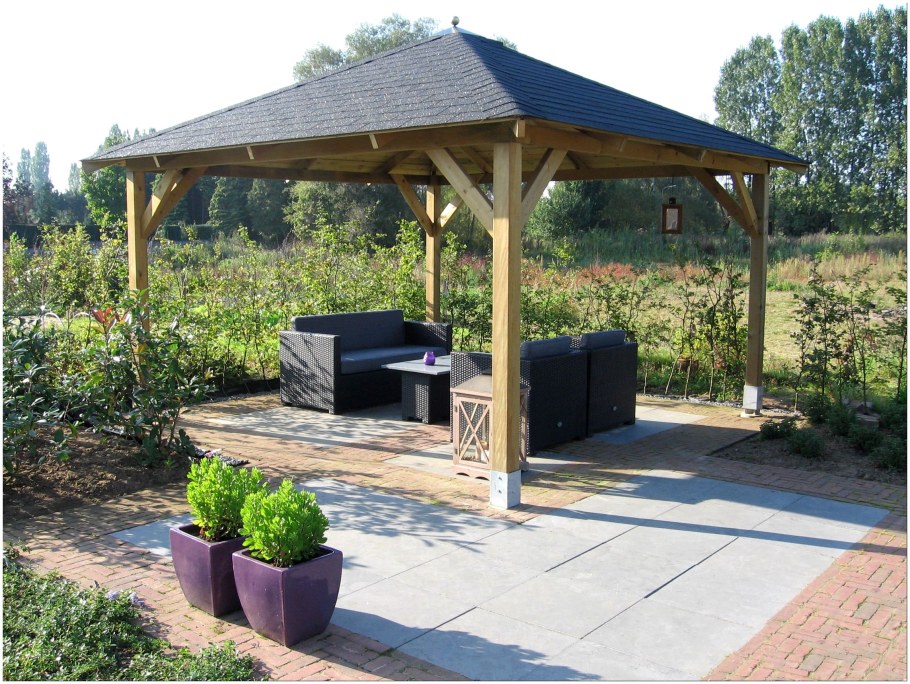 Беседка для дачи