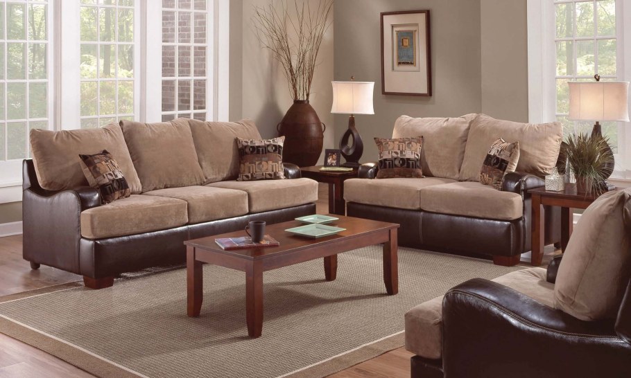 Мягкая мебель в интерьере гостиной