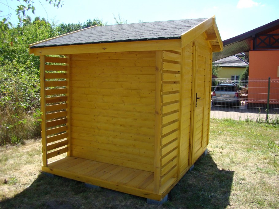 Хозблок с дровником 5х2