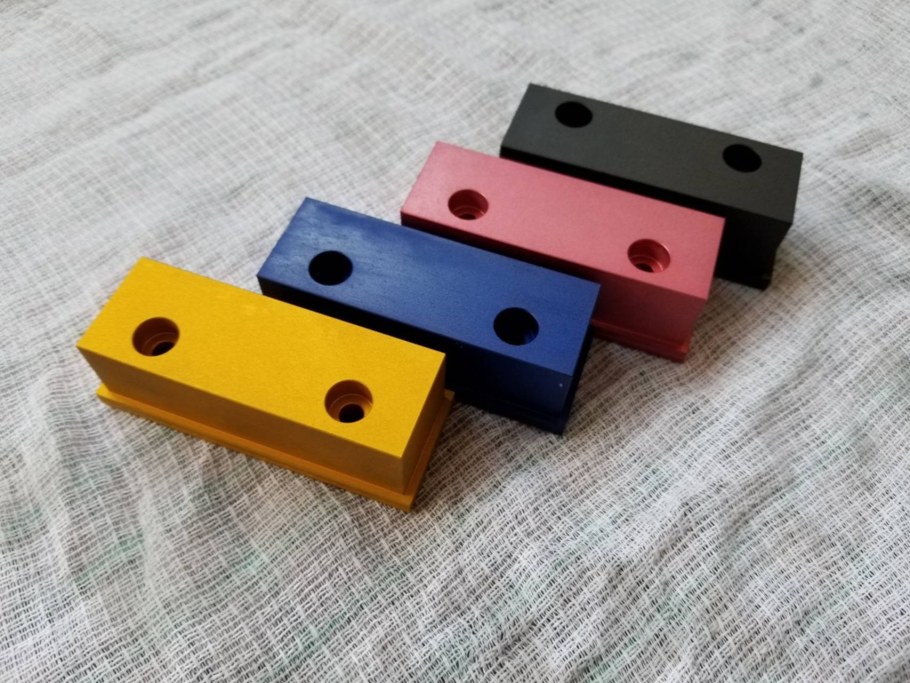 Анодирование титана