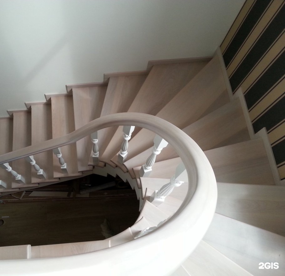 Лестница с 3 забежными ступенями