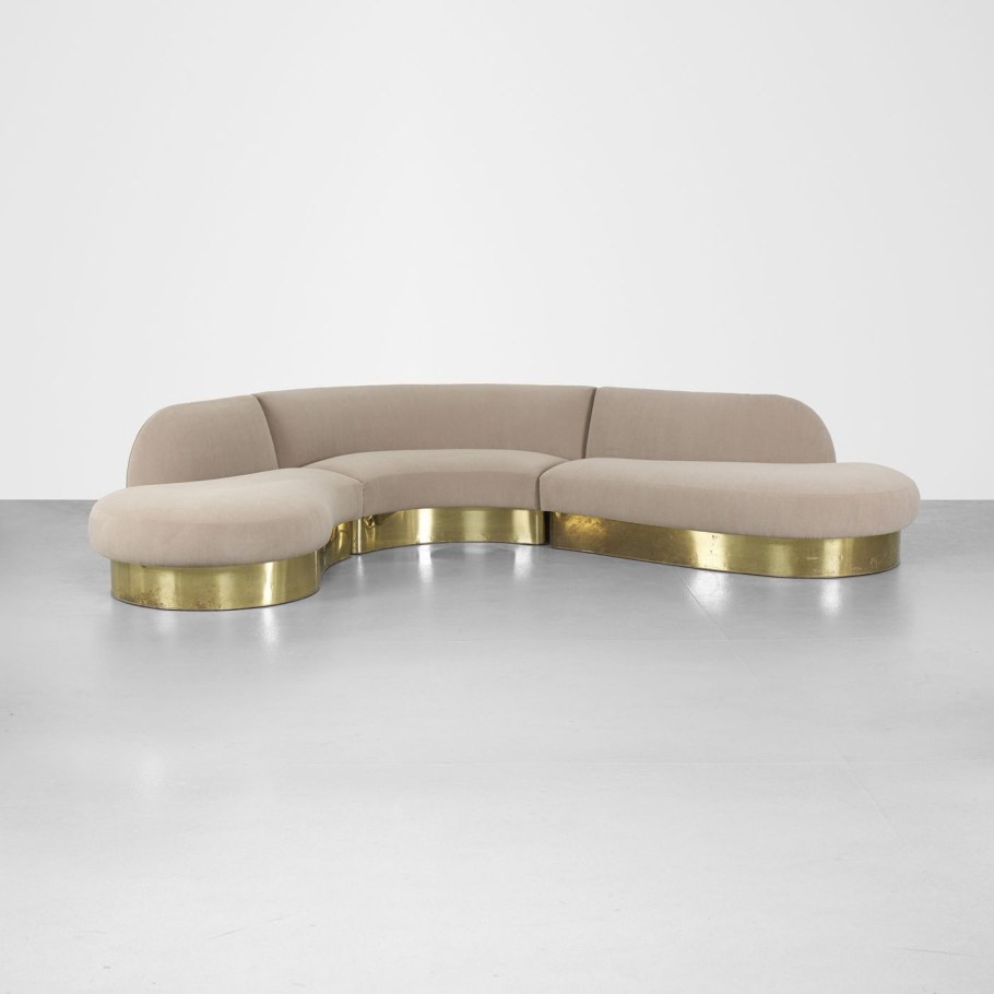 Изогнутые диваны