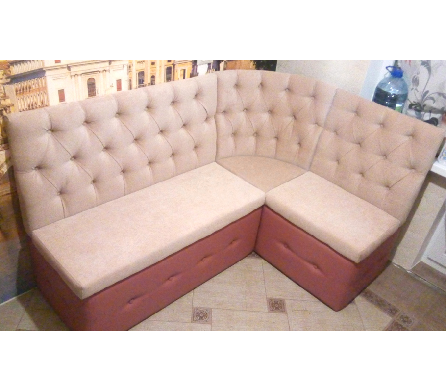 Мягкий кухонный уголок с каретной стяжкой