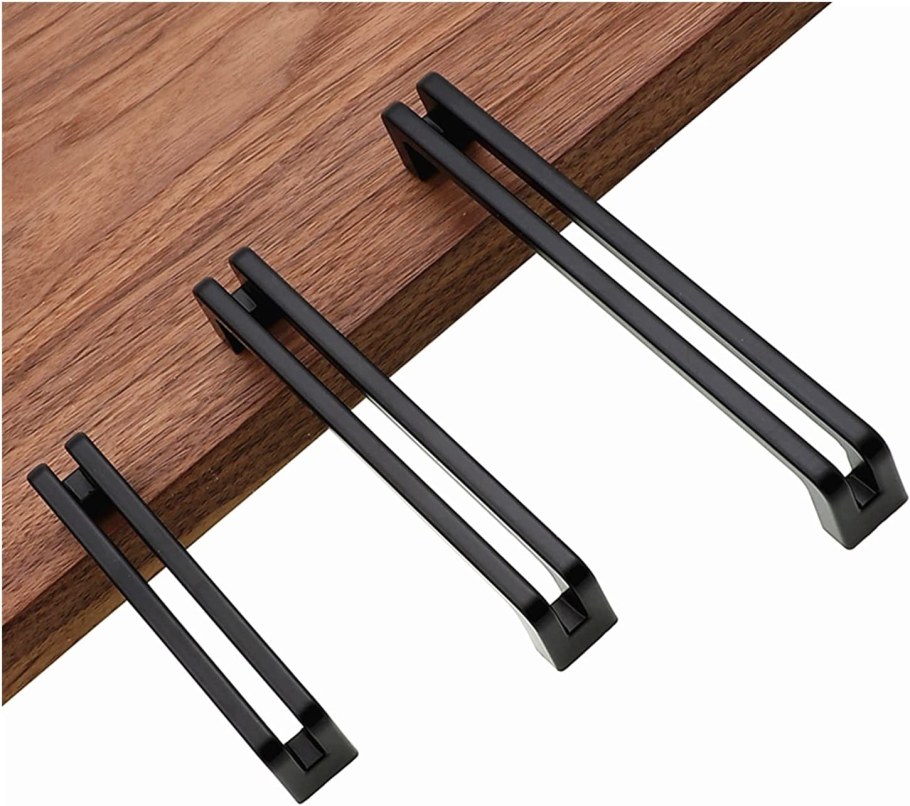 Черные ручки для шкафа