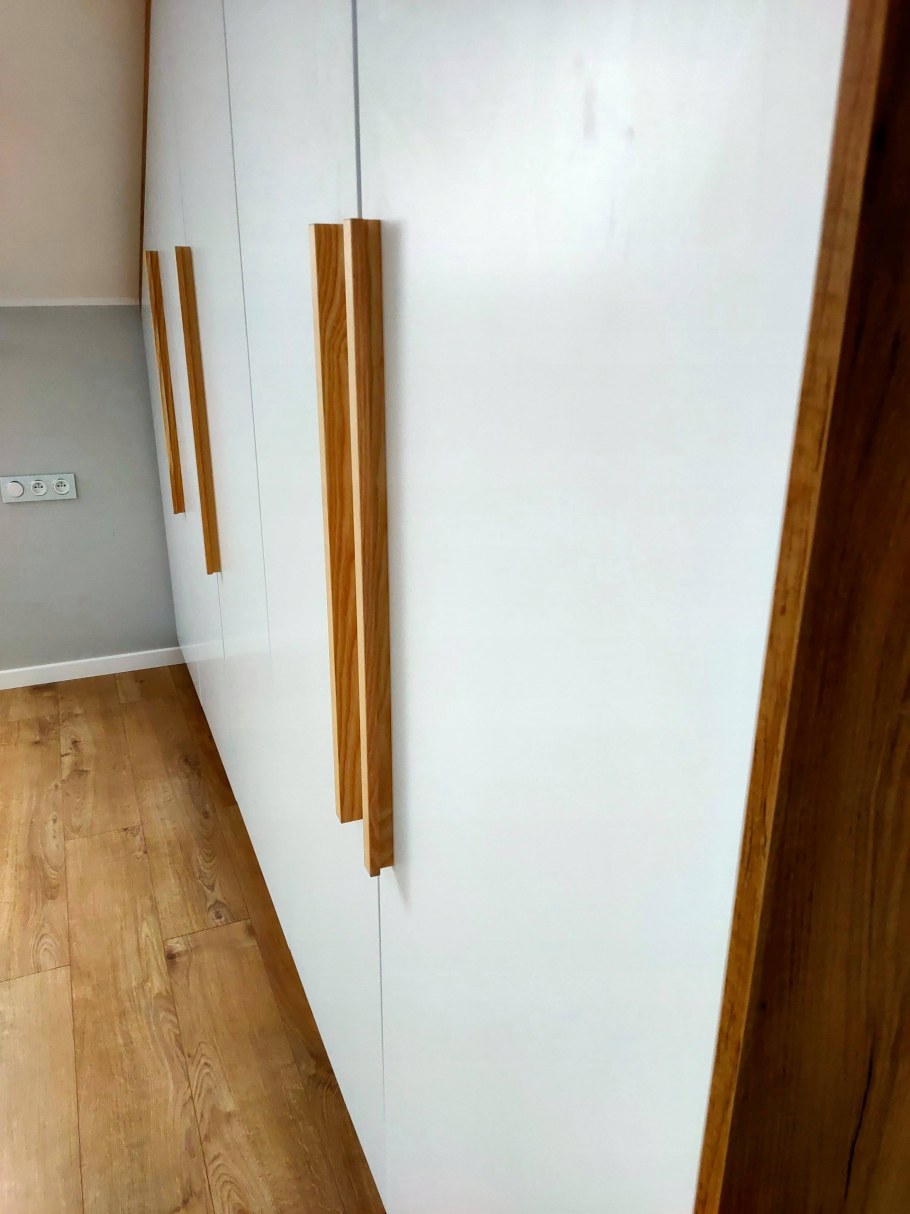 Мебельные ручки арт деко серебро