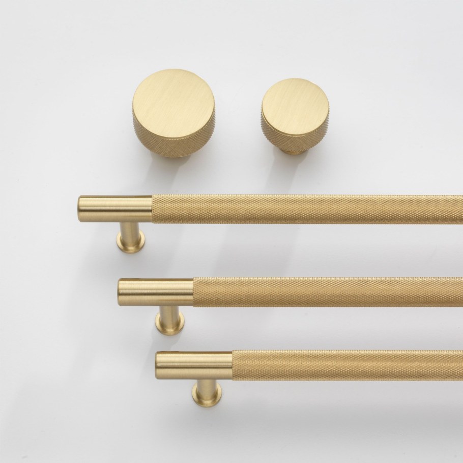 Скрытые ручки для мебели