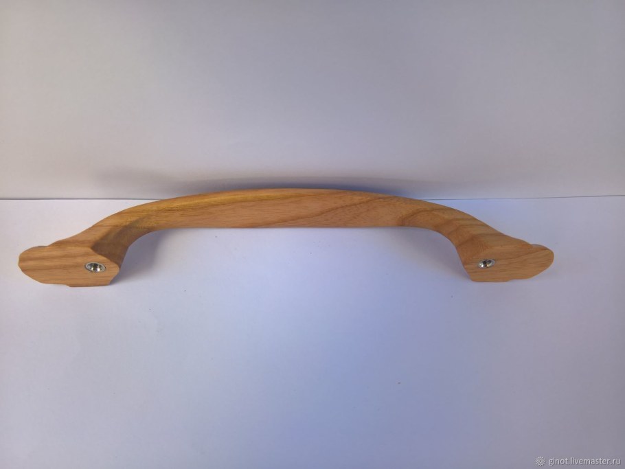 Дверные ручки из кожи