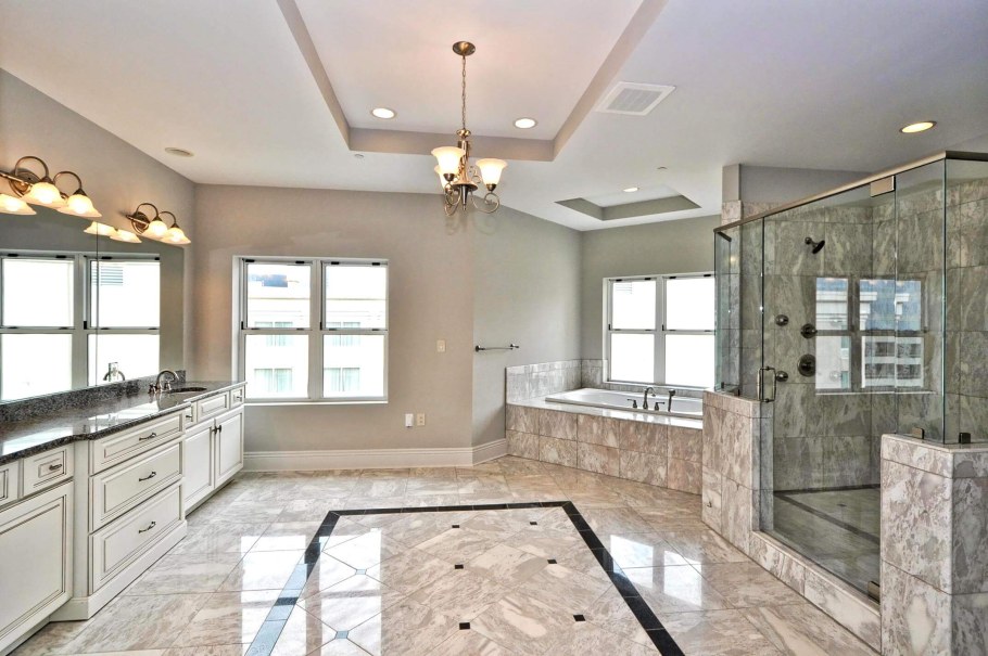 Кухня гостиная мрамор пол