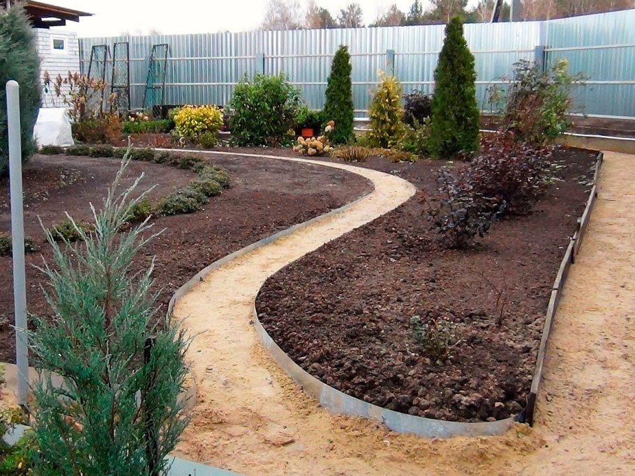 Бордюр дачный