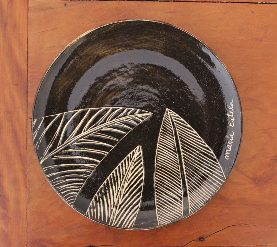 Сграффито ангоб