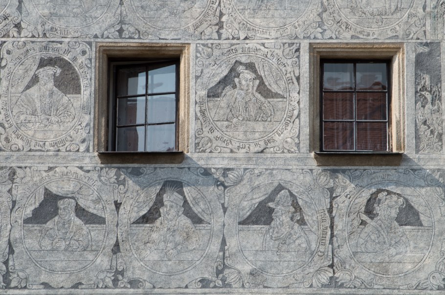 Сграффито штукатурка на фасаде