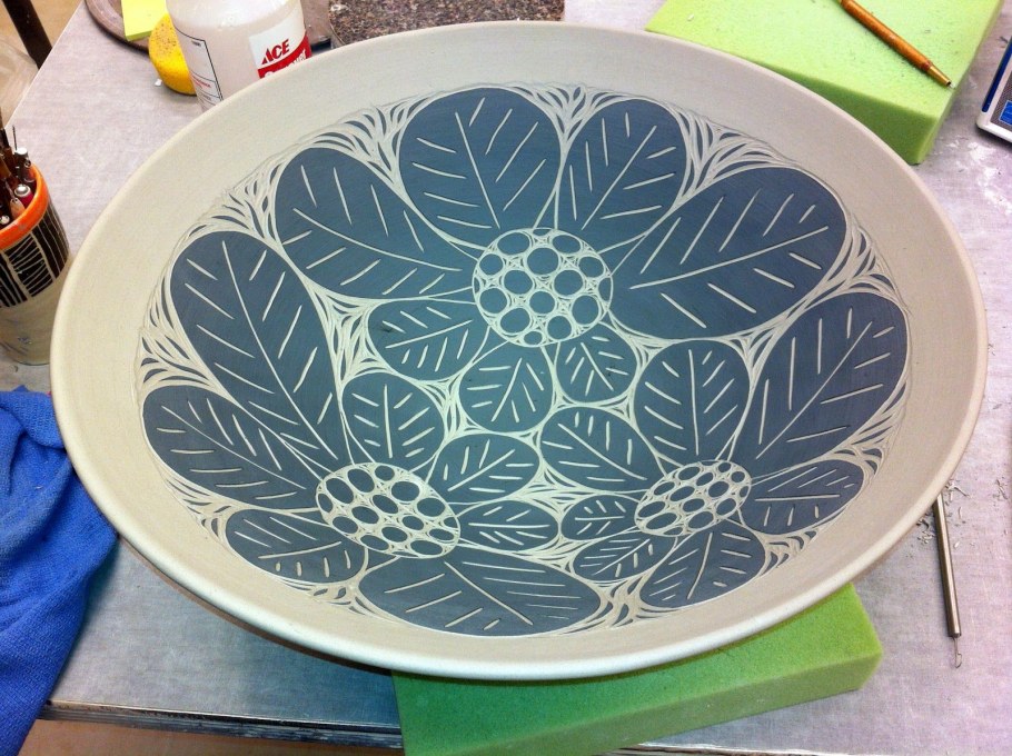 Керамика сграффито маки