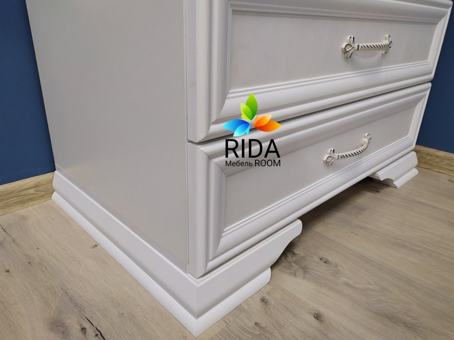 Шкаф Грация белый античный