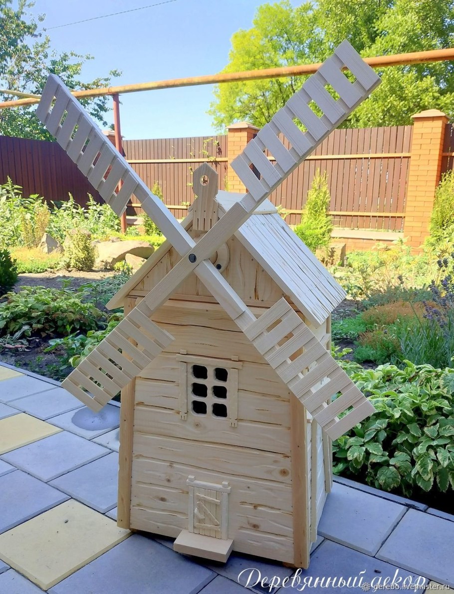 Мельница декоративная для сада