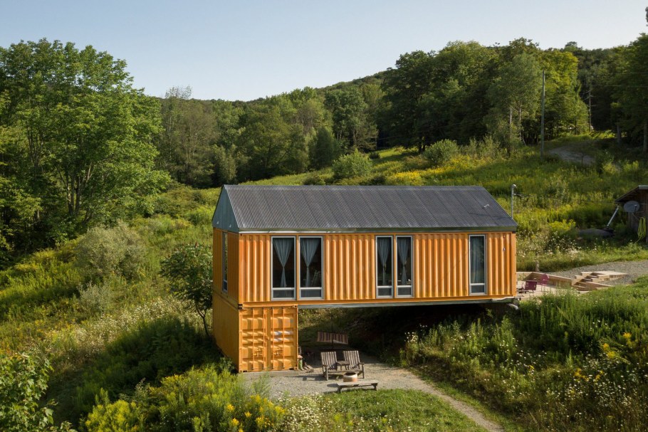 Дом из ЖД контейнеров