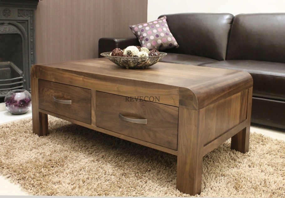 Мебель из дерева