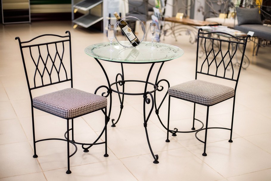 Кованная мебель для дачи и сада