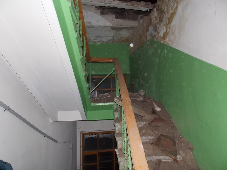 Цвет стен в подъезде