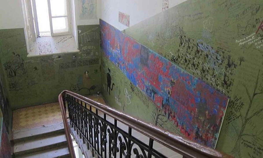 Подъезды в сталинских домах