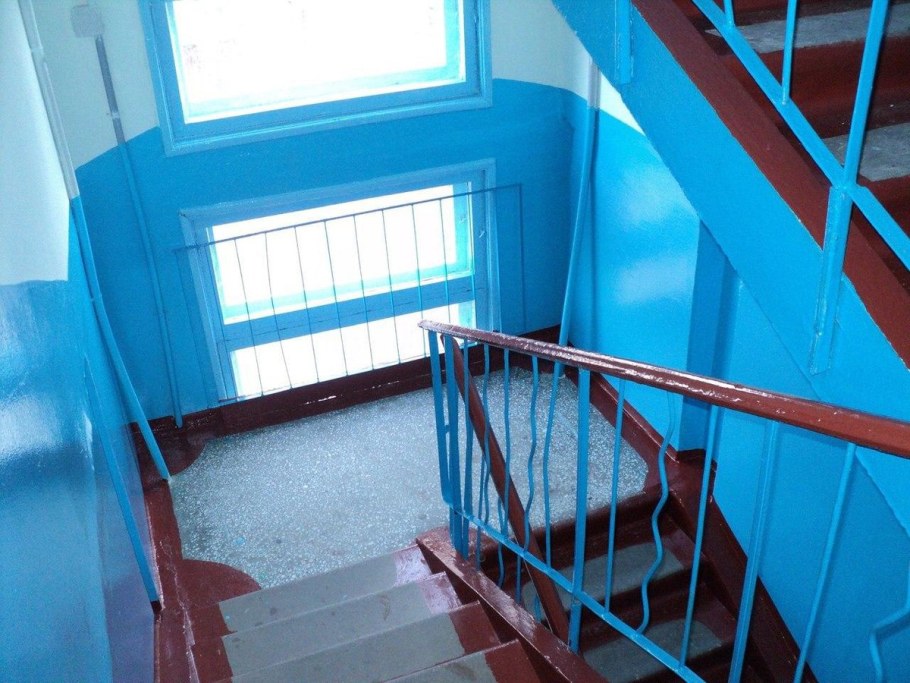 Отремонтированный подъезд