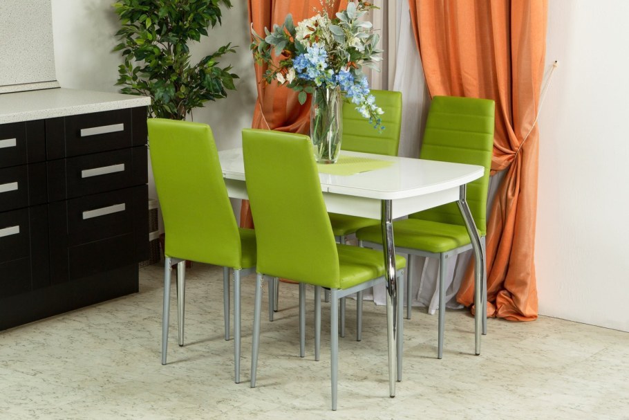 Кресло для обеденного стола