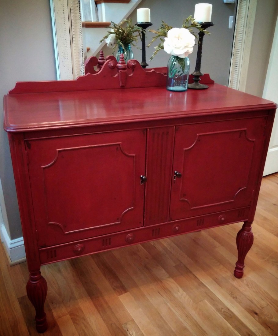 Дерево покрытое лаком мебель