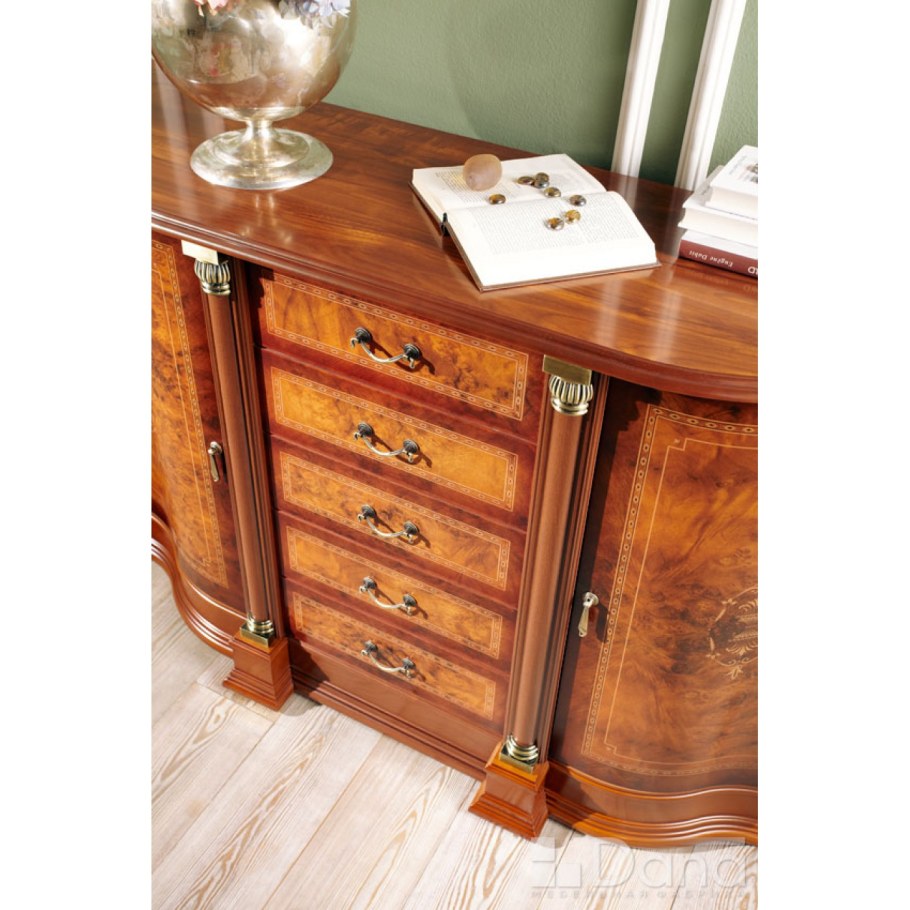 Комоды лакированные