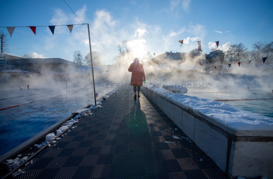 Открытый бассейн Альбатрос Омск