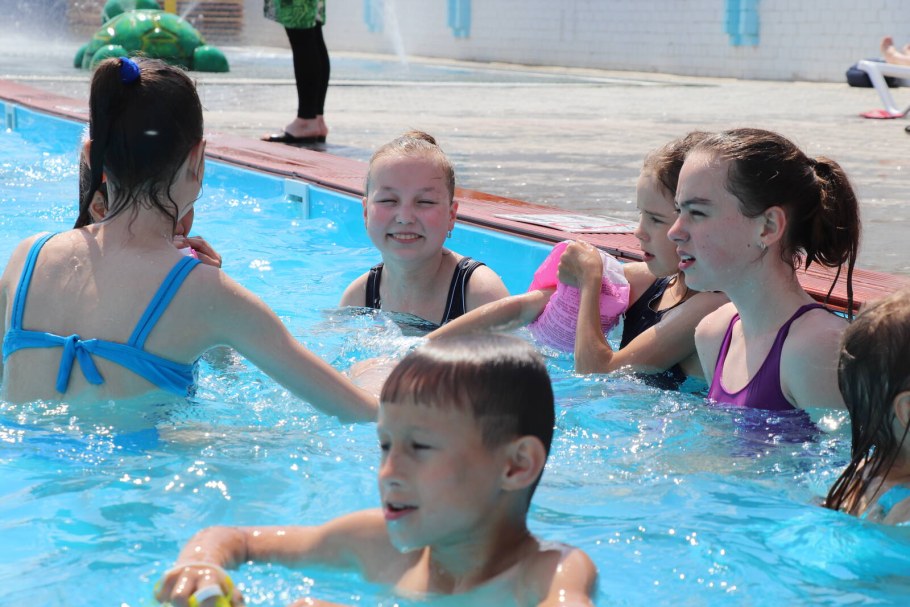 Мы открылись бассейн