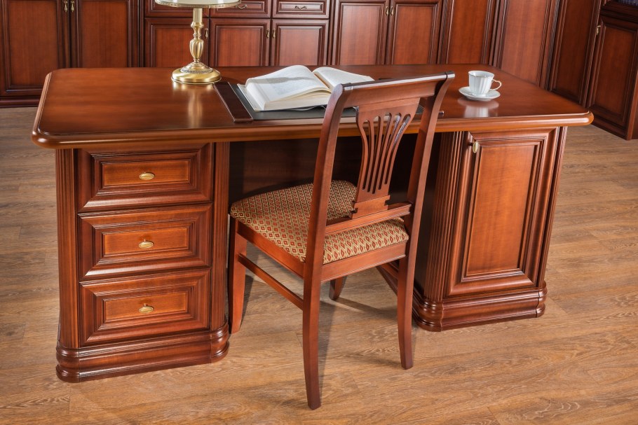 Стол письменный Джоконда двухтумбовый Миассмебель