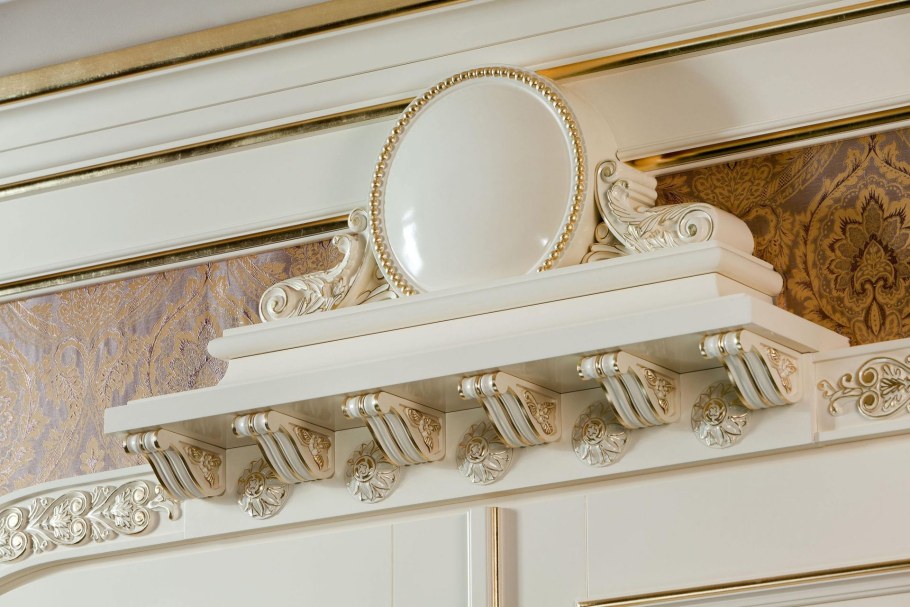 Сандрики фронтонов