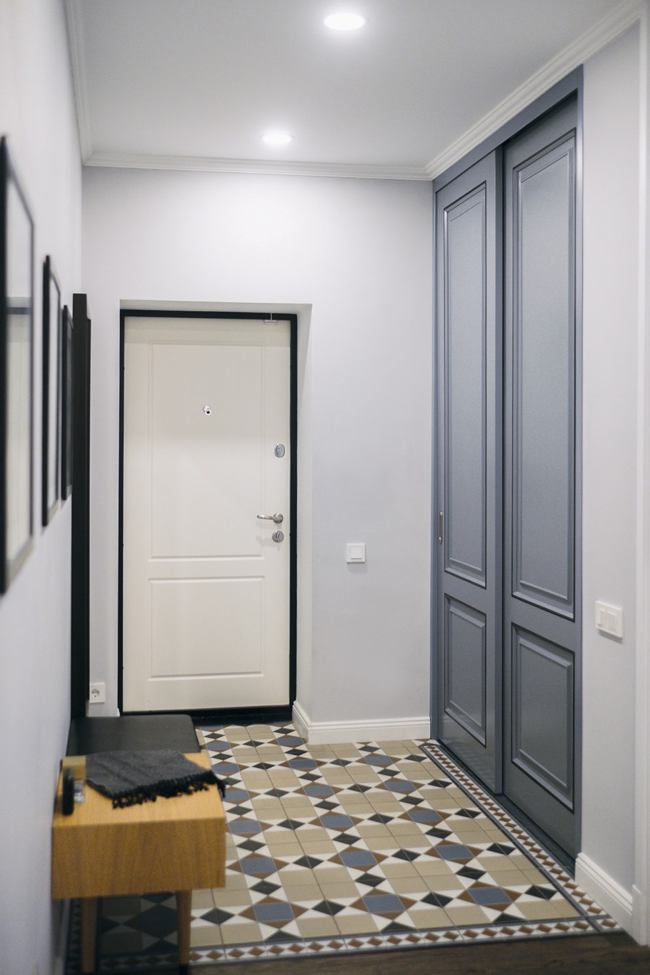 Прихожая в лофт стиле п44