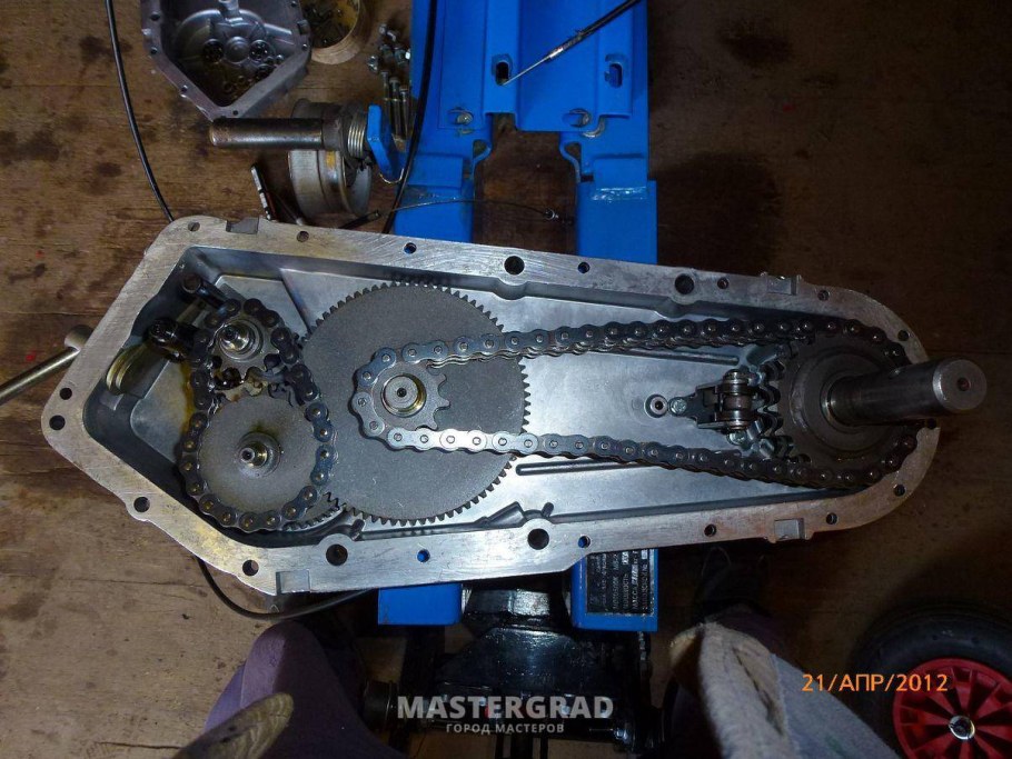 Леонардо Стоун Бергамо на здание