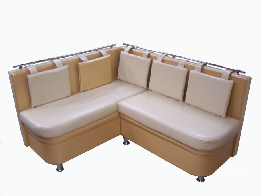 Кухонный диванчик для маленькой кухни