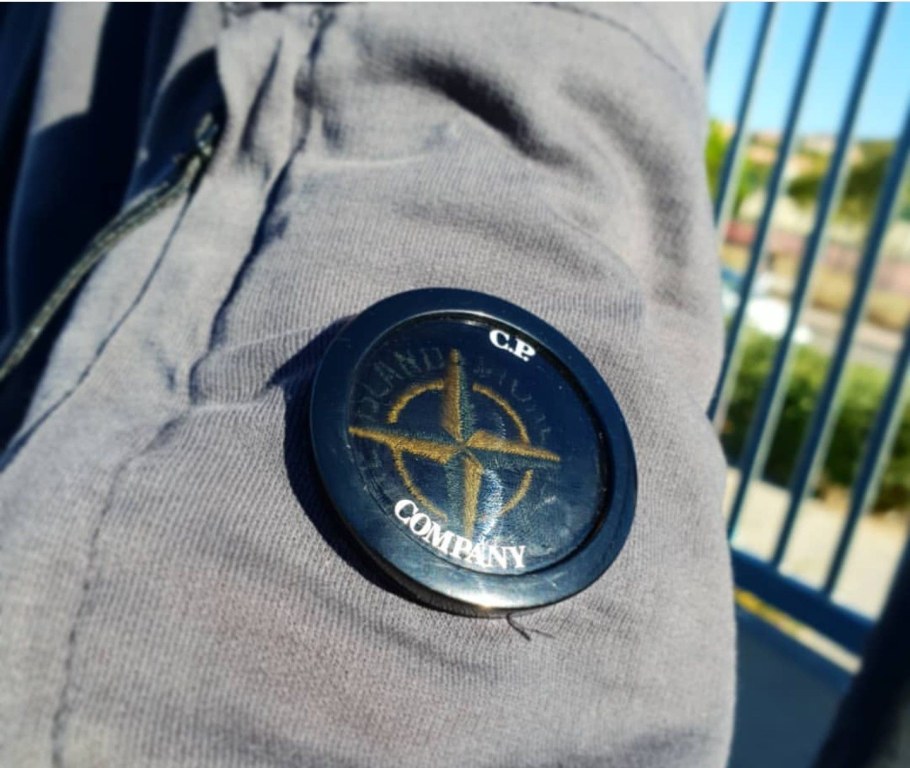 Первая коллекция стон Исланд