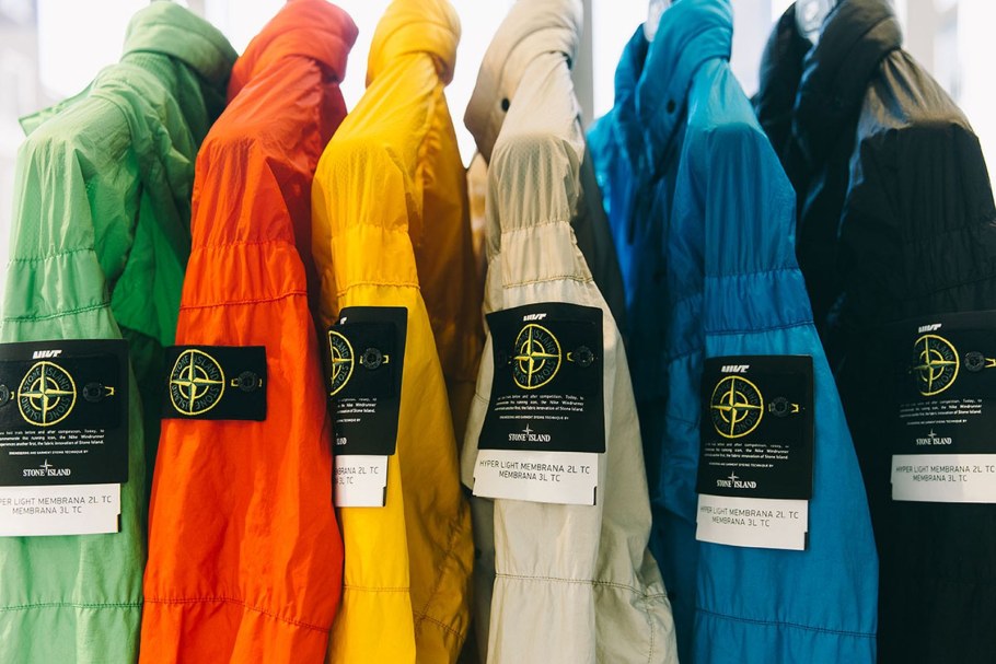 Магазин одежды Stone Island