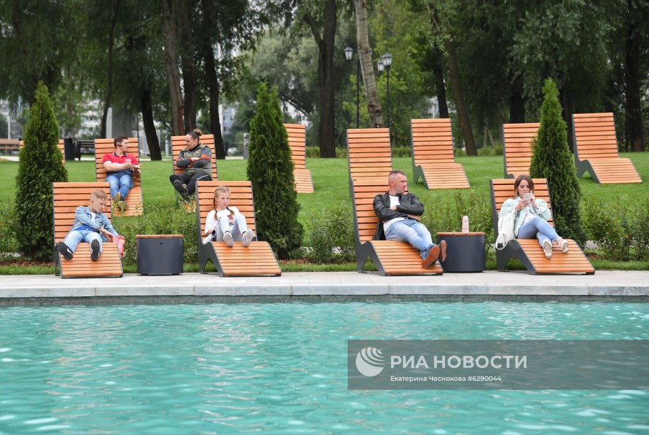 Остров мечты в Москве бассейн