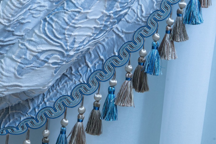 Бахрома для штор голубая