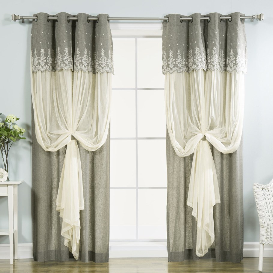 Занавески с кружевом