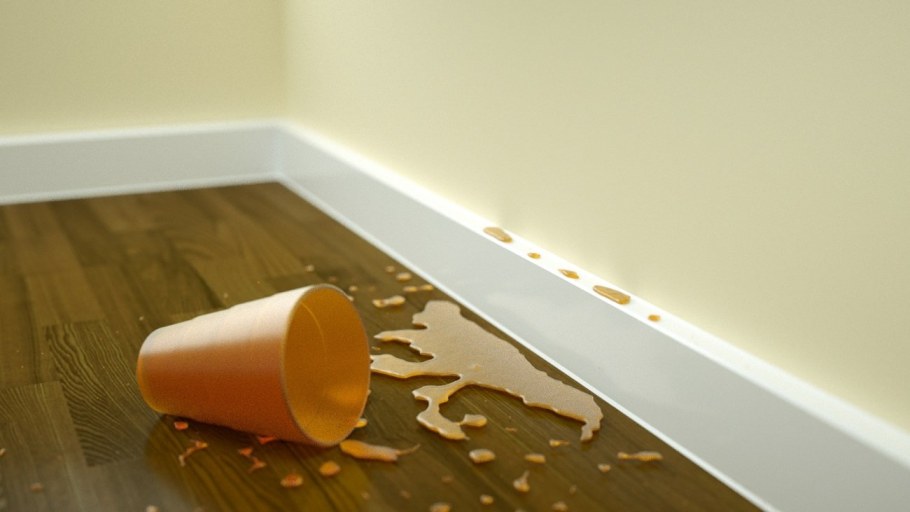 Деревянный плинтус в интерьере