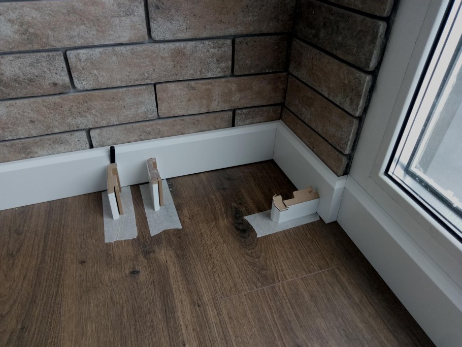 Плинтус венге в интерьере