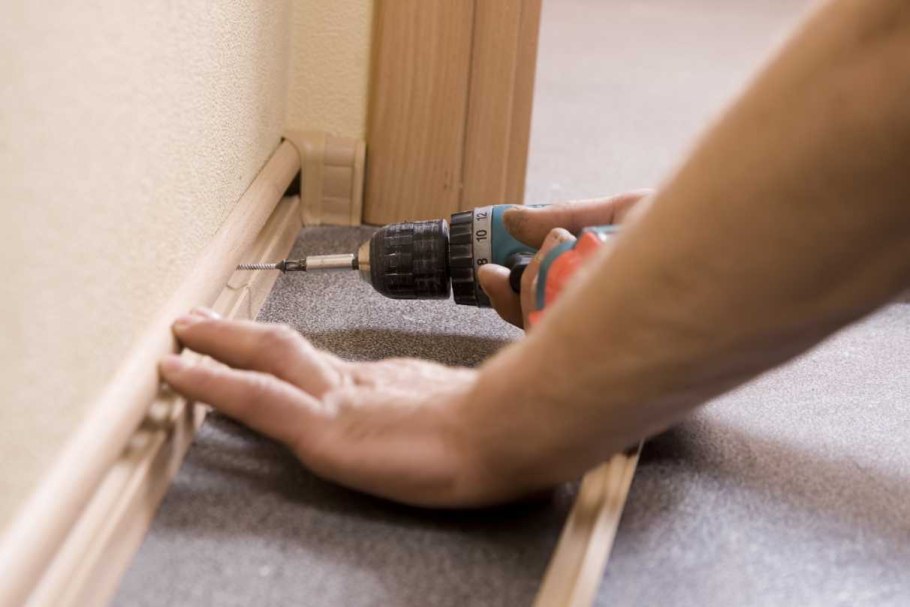 Quick Step стыковочный профиль