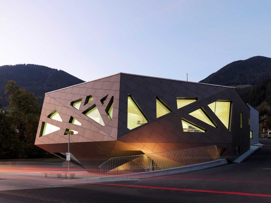 Деконструктивизм в архитектуре Австрия