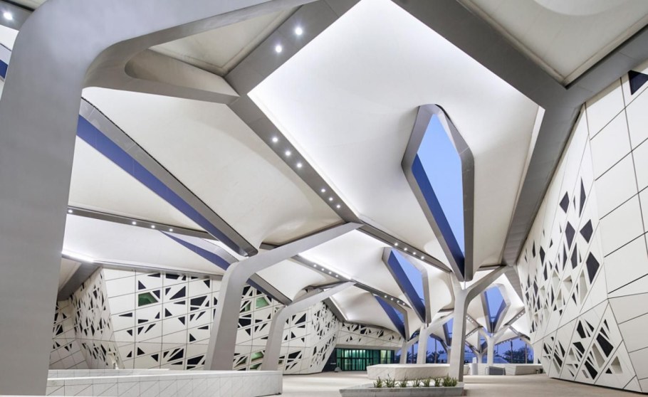Здание Захи Хадид в Эр Рияде