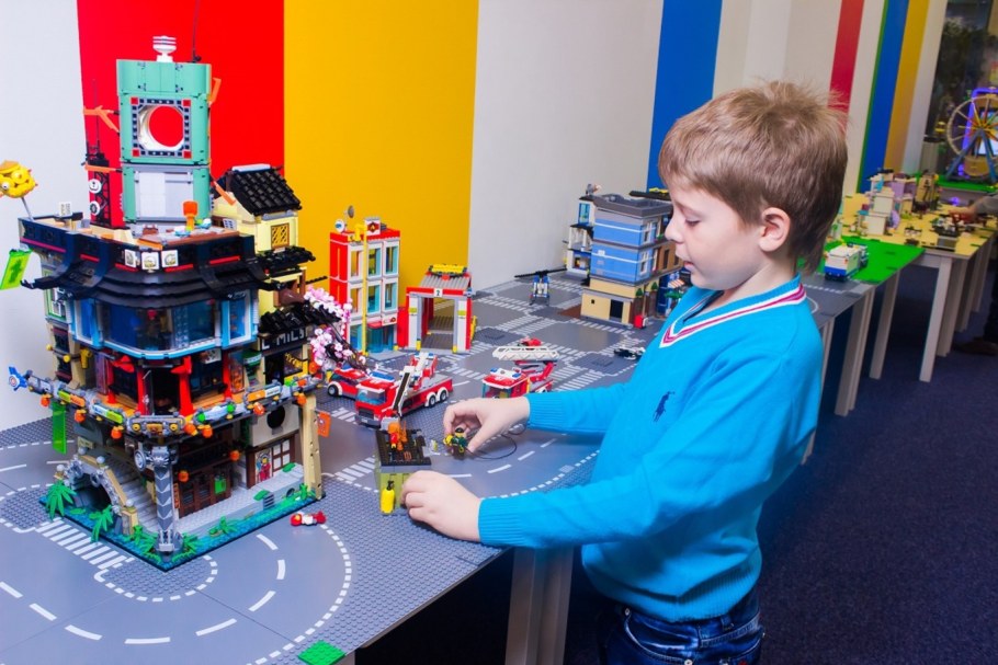 ТЦ цитрус Химки кафе Фрайдей