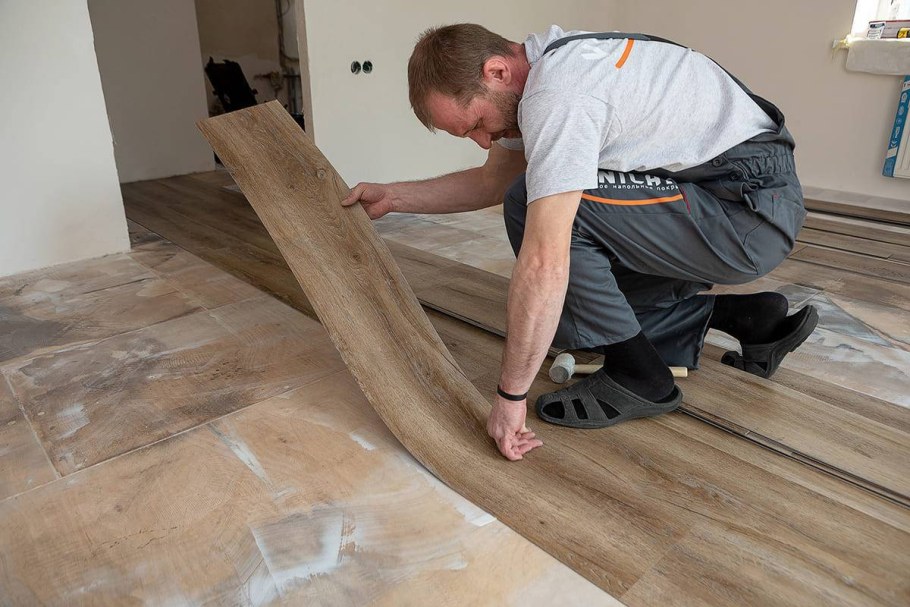 Укладка ламината